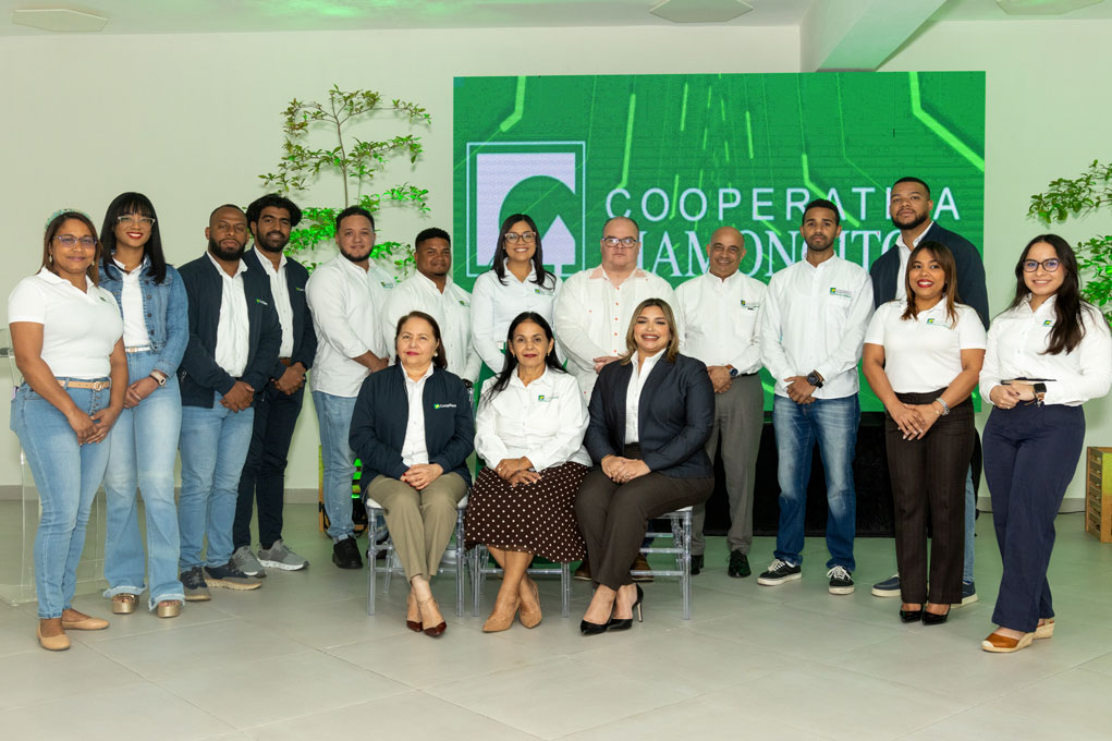 Cooperativa Mamoncito realiza charla financiera para socios de Puerto Plata